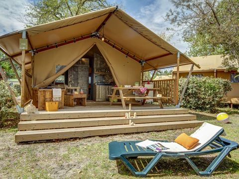 TENTE TOILE ET BOIS 4 personnes - LODGE 4p 2ch ****