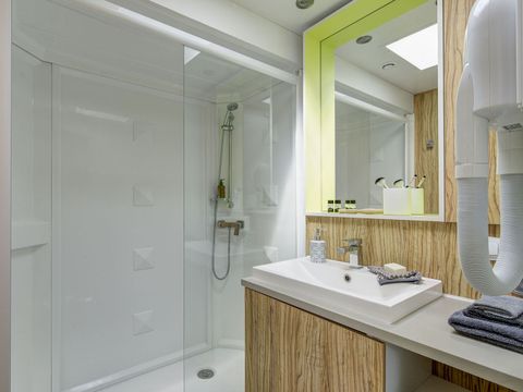 MOBILHOME 4 personnes - COTTAGE 4p 2ch ****