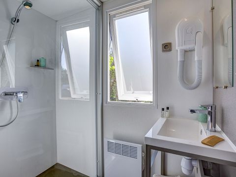 MOBILHOME 6 personnes - COTTAGE 6p 3ch SAULGES