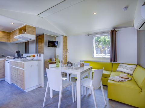 MOBILHOME 6 personnes - COTTAGE 6p 3ch SAULGES
