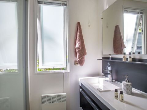 MOBILHOME 4 personnes - COTTAGE 4p 2ch SAULGES