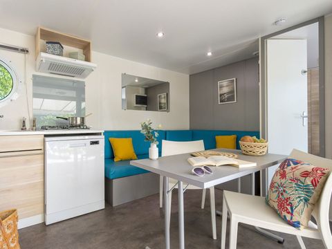 MOBILHOME 4 personnes - COTTAGE 4p 2ch 2SdB ****
