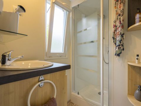 MOBILHOME 6 personnes - COTTAGE 4/6p 2ch ***