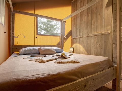 TENTE TOILE ET BOIS 7 personnes - LODGE SAFARI 7p 3ch ****