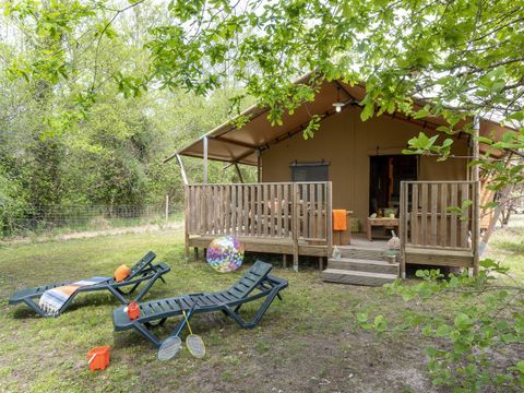 TENTE TOILE ET BOIS 7 personnes - LODGE SAFARI 7p 3ch ****