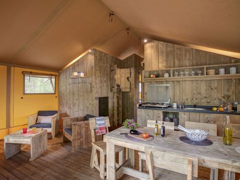 TENTE TOILE ET BOIS 7 personnes - LODGE SAFARI 7p 3ch ****