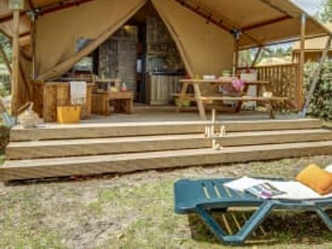 Tente en toile et en bois 5 personnes - Lodge 4p 2ch ****