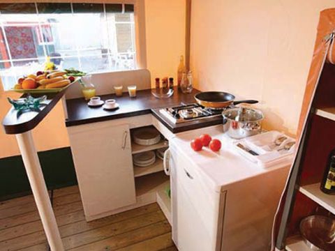 BUNGALOW TOILÉ 5 personnes - Bungalow Toilé Standard 20m² 2 chambres - sanitaire commun - sans clim 1/5 pers