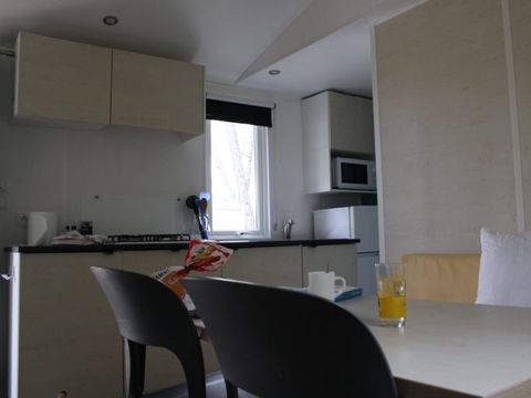 MOBILHOME 6 personnes - CONFORT AVEC CLIMATISATION 29m²/32m² 2 CHAMBRES
