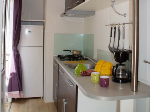 MOBILHOME 8 personnes - Mobil-home Confort 35/37m² 3 chambres - sans clim 1/8 pers