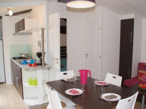 MOBILHOME 8 personnes - Mobil-home Confort 35/37m² 3 chambres - sans clim 1/8 pers