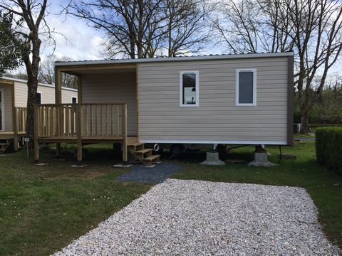 MOBILHOME 6 personnes - Confort 28 m2 (3 ch-6 pers) + terrasse