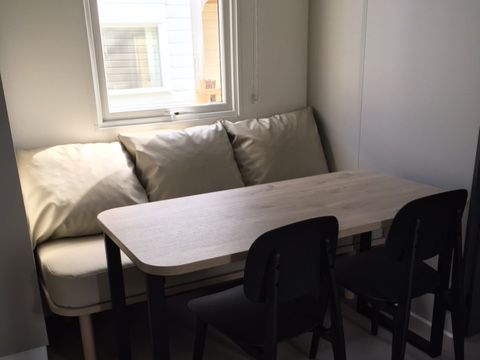 MOBILHOME 6 personnes - Confort 28 m2 (3 ch-6 pers) + terrasse