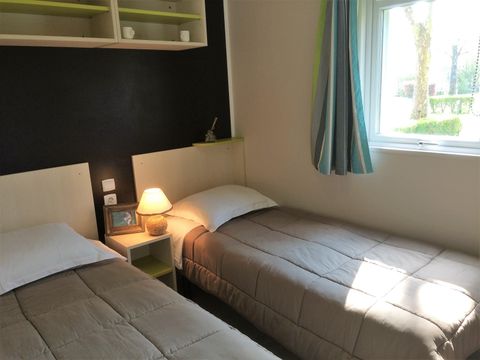 CHALET 4 personnes - Chalet confort 30 m² (2 ch-4 pers) + TV + terrasse couverte