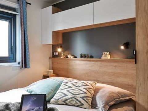 MOBILHOME 4 personnes -  Premium, 2 chambres, 2 salles d'eau, Climatisation, wifi, dans village western