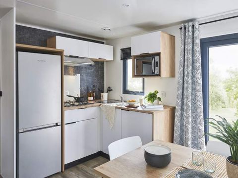 MOBILHOME 4 personnes -  Premium, 2 chambres, 2 salles d'eau, Climatisation, wifi, dans village western
