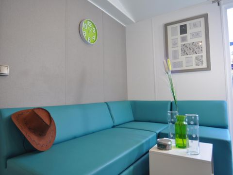 MOBILHOME 4 personnes - Premium 2 chambres, climatisation, 2 cabanes trappeur