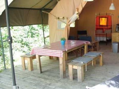 TENTE TOILE ET BOIS 5 personnes - Safaritent (sans sanitaires, sans eau)