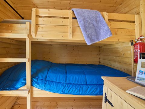 HÉBERGEMENT INSOLITE 2 personnes - Tonneau Hobbit - 1 Chambre
