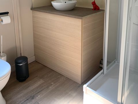 CHALET 6 personnes - Cottage (Option payante possible climatisation mobile) 