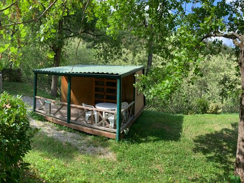 CHALET 3 personnes - Camp'Nature sans sanitaires 22m²