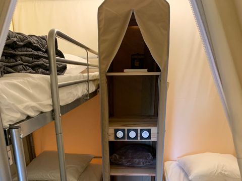 BUNGALOW TOILÉ 5 personnes - Lodge 31 m2 sans sanitaires ni douche (Toilettes privatifs derrière Bungalow)