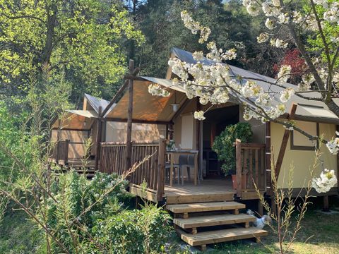 BUNGALOW TOILÉ 5 personnes - Lodge 31 m2 sans sanitaires ni douche (Toilettes privatifs derrière Bungalow)
