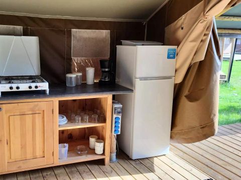 Tente en toile et en bois 5 personnes - Lodge 3 Pièces 5 Personnes Sans Sanitaire