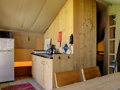 Tente en toile et en bois 5 personnes - Safari avec sanitaires 5 personnes VODA