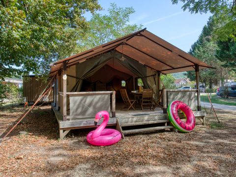 TENTE 5 personnes - Freeflower Confort 40m² (2 chambres) - sans sanitaire + terrasse couverte