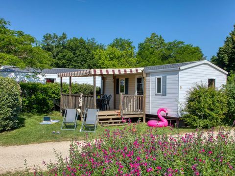 Mobilhome 4 personnes - Confort 26m² - 2 chambres - Terrasse couverte - TV