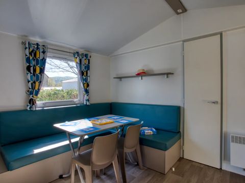 Mobilhome 4 personnes - Confort 26m² - 2 chambres - Terrasse couverte - TV