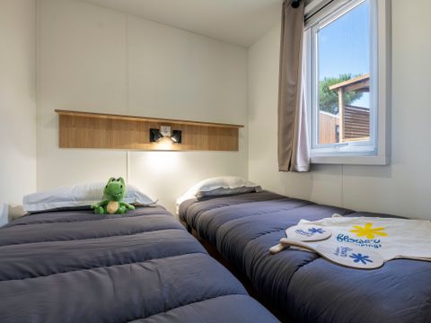 MOBILHOME 6 personnes - NEW// HomeFlower Premium 35m²- 3 chambres + Terrasse semi-couverte + LV + TV + Draps + Clim -