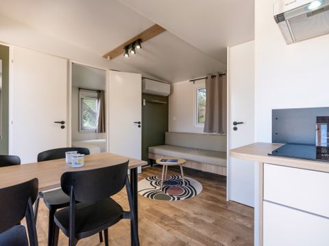 MOBILHOME 6 personnes - NEW// HomeFlower Premium 35m²- 3 chambres + Terrasse semi-couverte + LV + TV + Draps + Clim -
