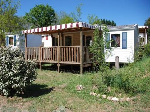 Mobilhome 6 personnes - Confort 34m² - 3 chambres - Terrasse couverte - TV