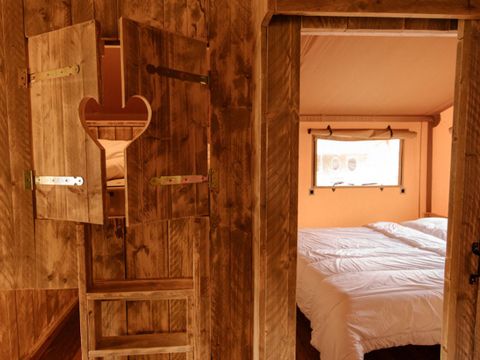 TENTE TOILE ET BOIS 6 personnes - Riverlodge 49m², 6pl-3ch