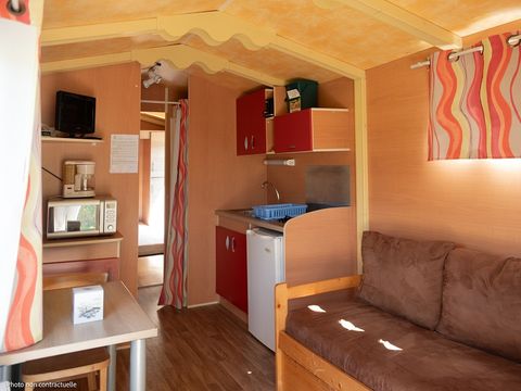 HÉBERGEMENT INSOLITE 4 personnes - Roulotte - 1 chambre 1/4 pers
