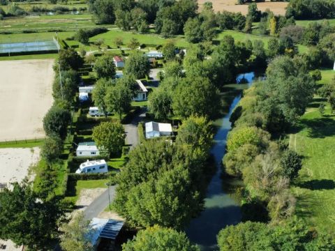 Camping Le Renom - Camping Ain