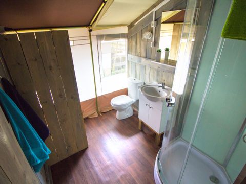 TENTE TOILE ET BOIS 5 personnes - Valkanela - Tente safari + sanitaires