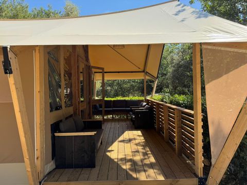 TENTE TOILE ET BOIS 5 personnes - Valkanela - Tente Safari Bella Vista + sanitaires + air conditionné (8P)