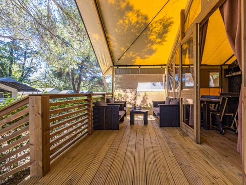 TENTE TOILE ET BOIS 5 personnes - Valkanela - Tente Safari Bella Vista + sanitaires + air conditionné (8P)