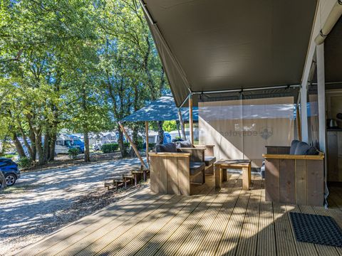 TENTE TOILE ET BOIS 6 personnes - Valkanela - Tente Safari Bella Vista + sanitaires + air conditionné (8P)