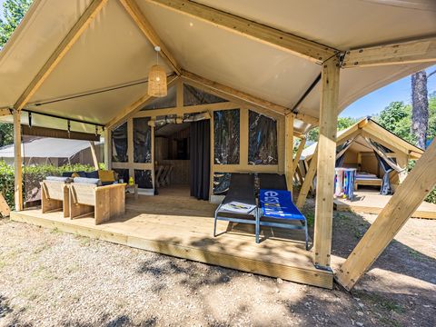 TENTE TOILE ET BOIS 5 personnes - Valkanela - Tente Safari Bella Vista + sanitaires + air conditionné (8P)