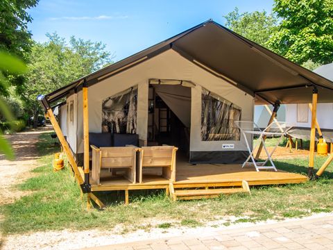 TENTE TOILE ET BOIS 5 personnes - Valkanela - Tente Safari Confort