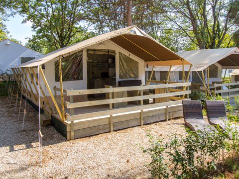 TENTE TOILE ET BOIS 5 personnes - Valkanela - Tente Safari de luxe