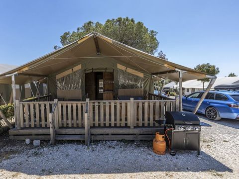 TENTE TOILE ET BOIS 5 personnes - Tente safari coucher de soleil + sanitaires + air conditionné (6P)