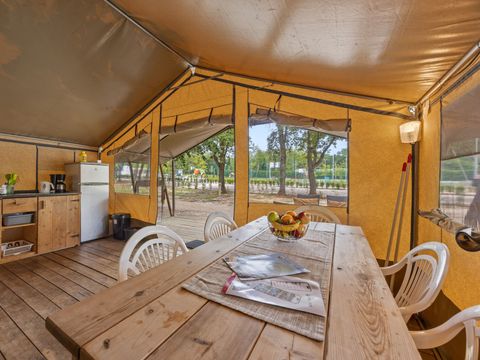 Tente en toile et en bois 5 personnes - Valkanela - Tente safari Harmony