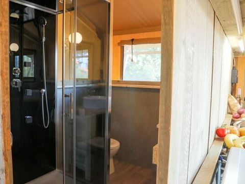 TENTE TOILE ET BOIS 6 personnes - Safari Lodge | 3 Ch. | 6 Pers. | Terrasse surélevée | Clim.