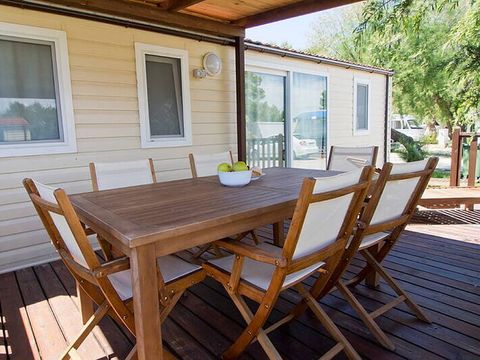 MOBILHOME 6 personnes - Comfort | 3 Ch. | 6 Pers. | Terrasse surélevée | Clim. | TV