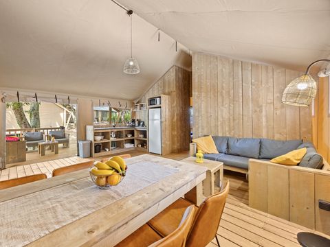 TENTE TOILE ET BOIS 5 personnes - Valkanela - Tente Safari Bella Lodge + sanitaires + air conditionné (6P)